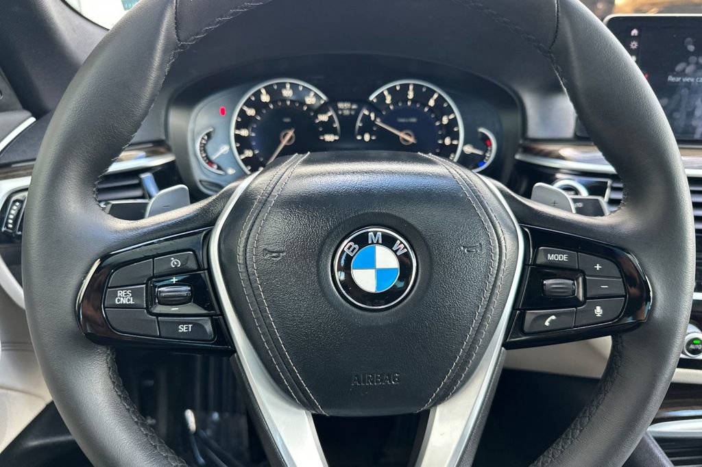 Used 2018 BMW 530i image 24