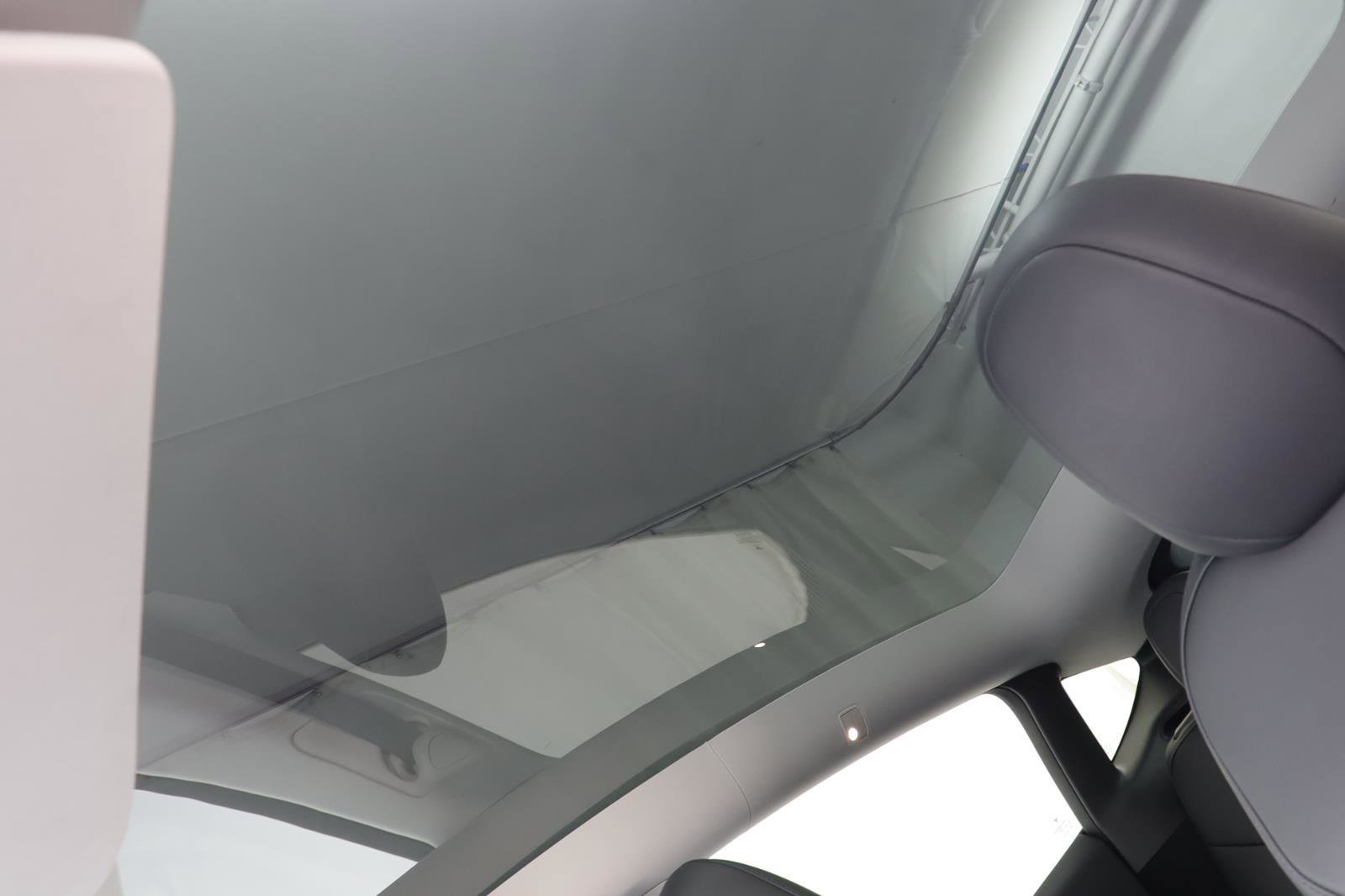 Used 2024 Tesla Model Y Long Range image 13