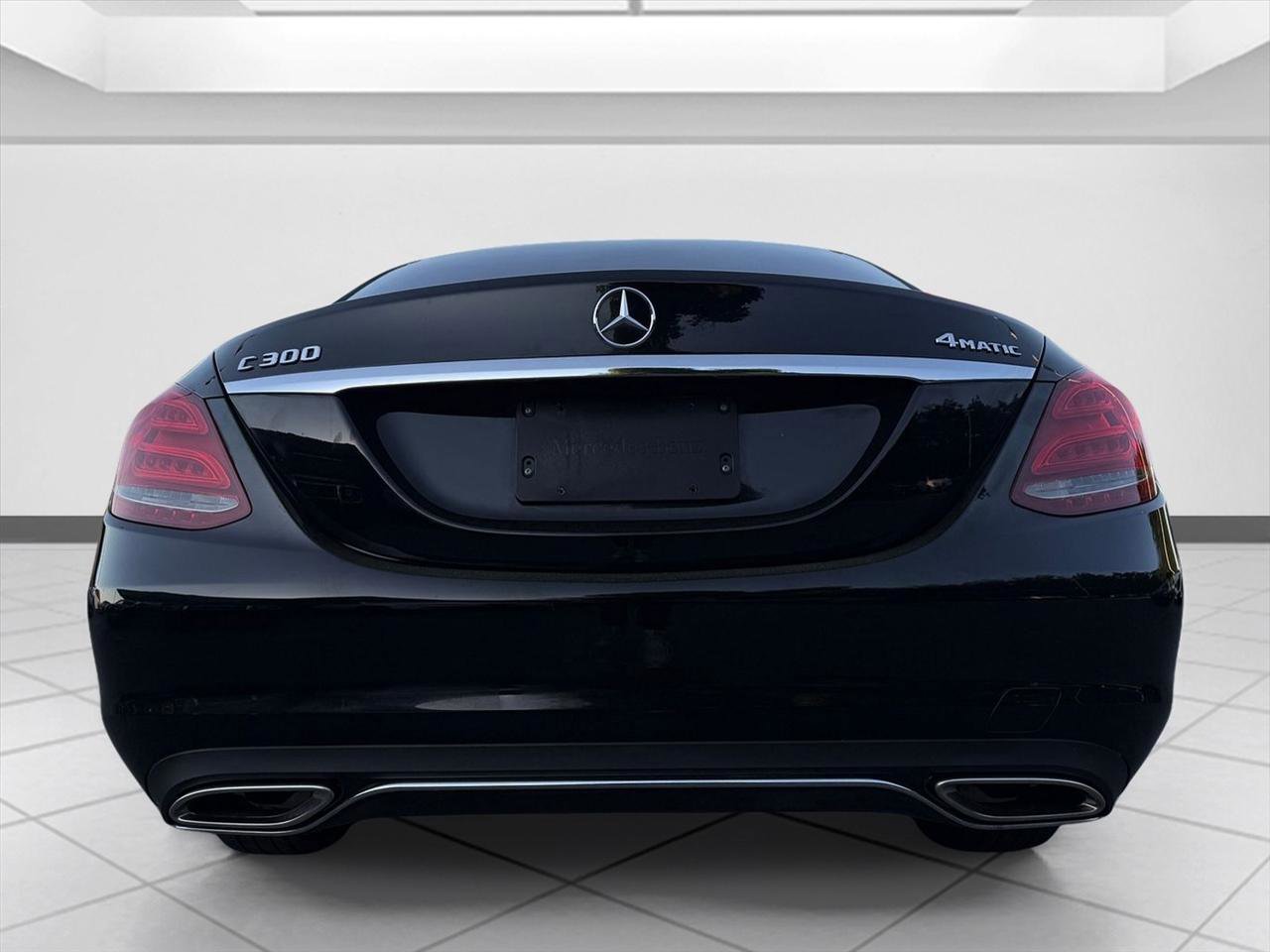 Used 2017 Mercedes-Benz C 300 4MATIC Sedan image 8