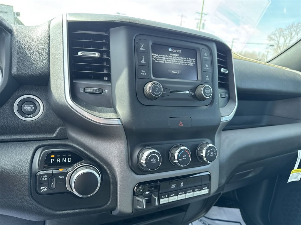 Used 2024 RAM 2500 Big Horn image 16