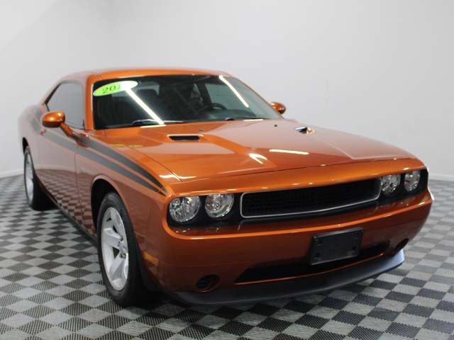 Used 2011 Dodge Challenger RWD image 8