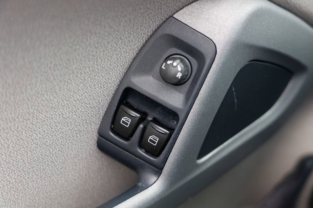 Used 2013 smart fortwo passion w/ Cruise Control Pkg image 34