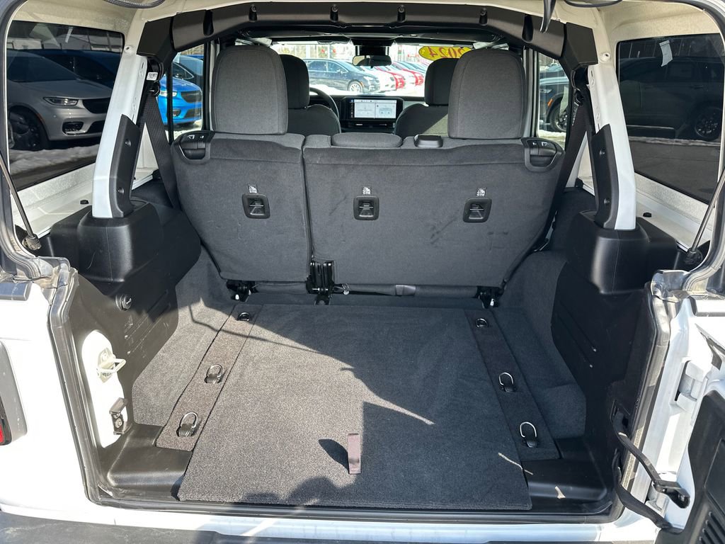 Used 2024 Jeep Wrangler Sport S image 39