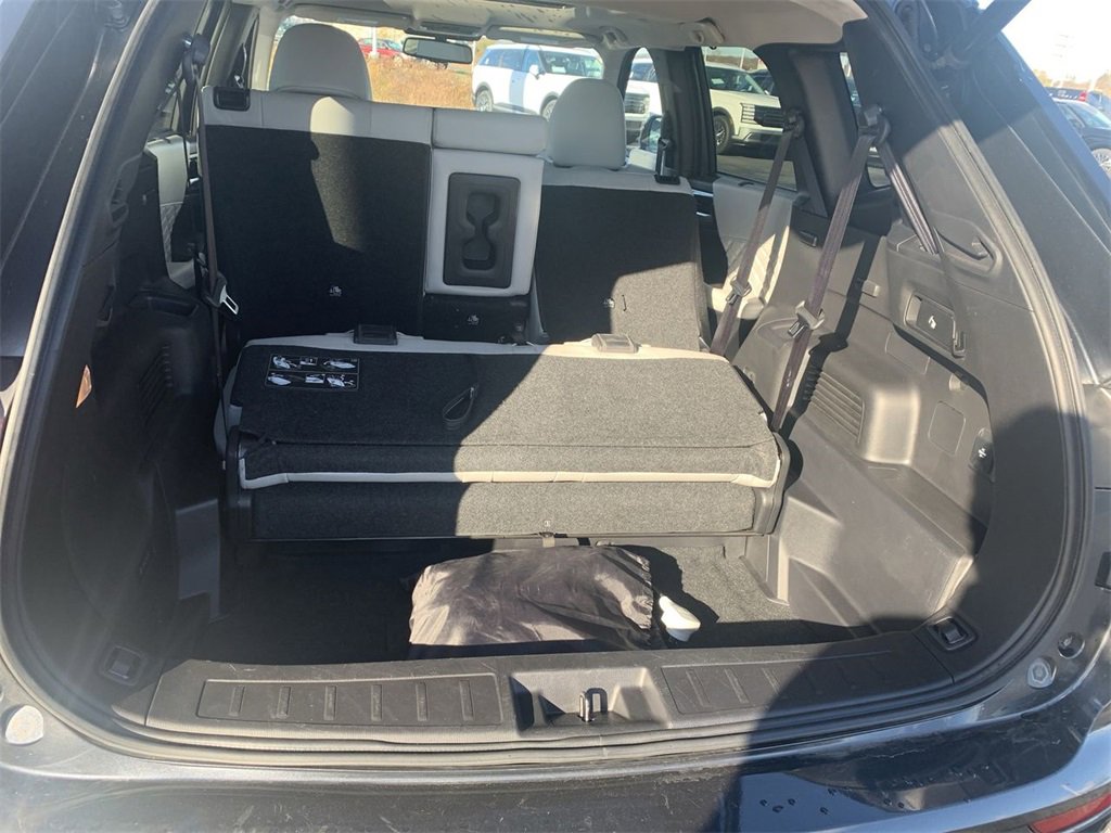 Used 2024 Mitsubishi Outlander SEL image 25