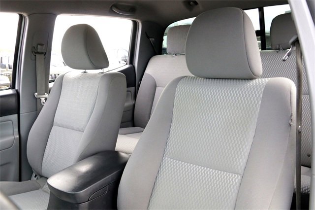 Used 2015 Toyota Tacoma PreRunner image 11