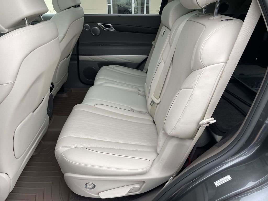 Used 2024 Genesis GV80 3.5T image 8