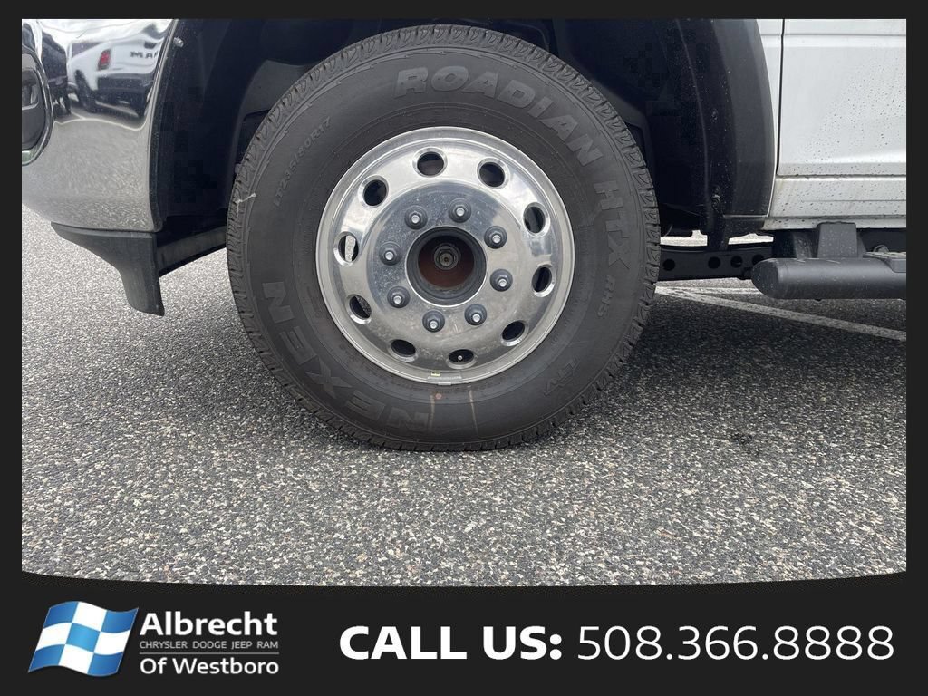 New 2026 RAM 3500 Big Horn AWD/4WD image 24