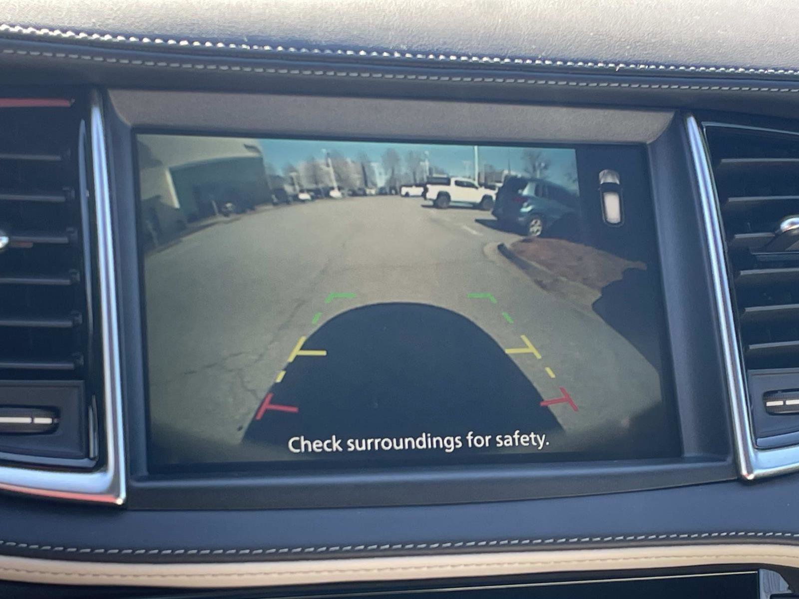 Certified 2025 INFINITI QX55 Luxe w/ Cargo Package image 16