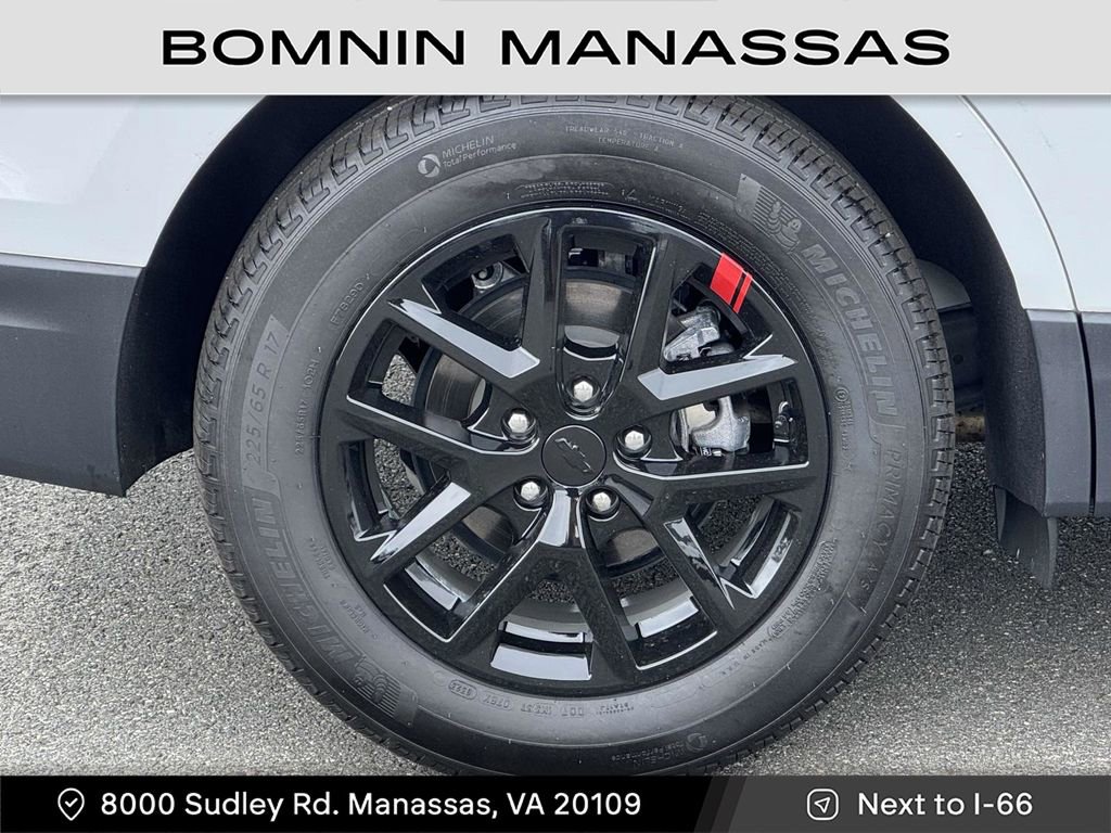 Used 2023 Chevrolet Equinox LT image 7