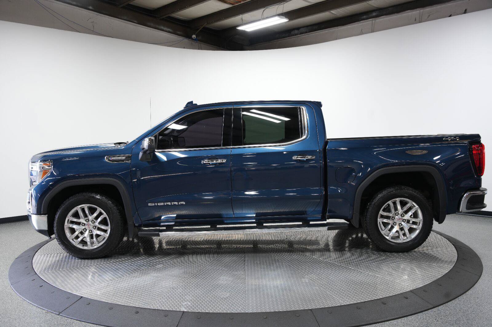 Certified 2021 GMC Sierra 1500 SLT AWD/4WD image 5