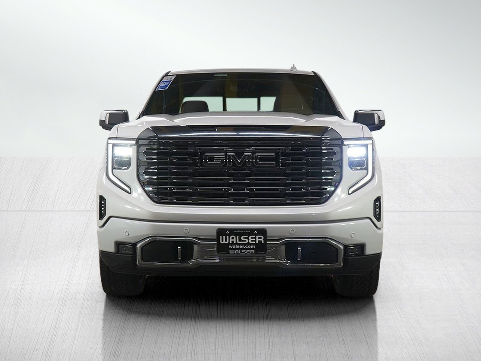 Used 2023 GMC Sierra 1500 Denali Ultimate AWD/4WD image 8