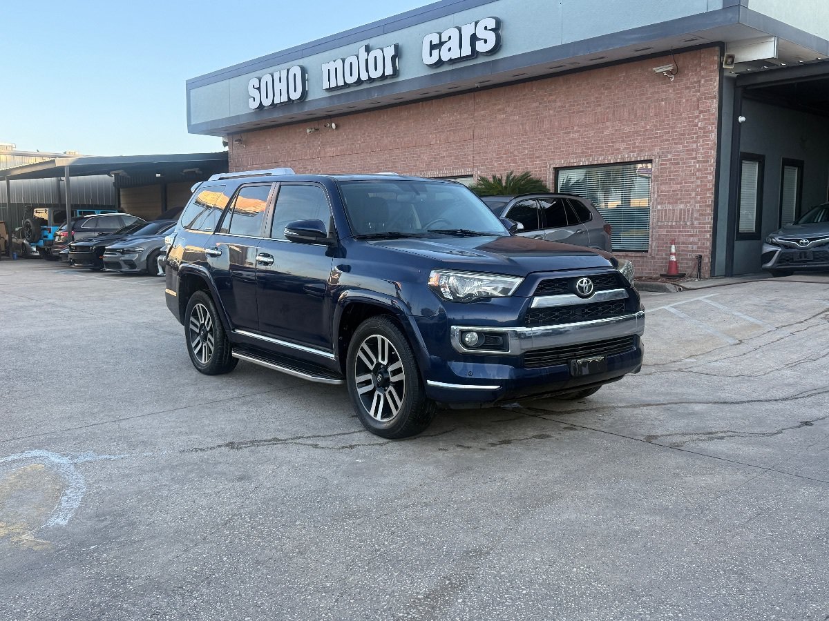 Used 2018 Toyota 4Runner Limited RWD image 2