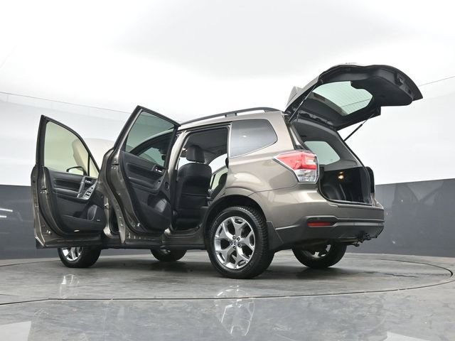 Used 2018 Subaru Forester 2.5i Touring AWD/4WD image 53
