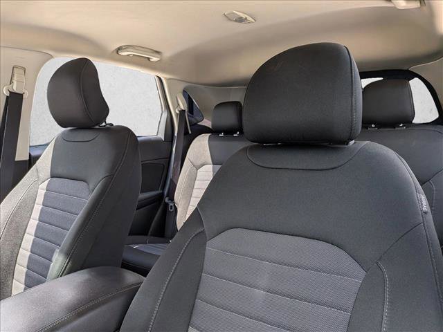 Used 2019 Ford Edge SE w/ SE Fleet Driver's Package FWD image 12