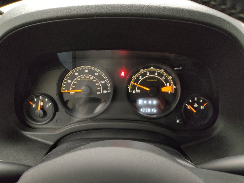 Used 2015 Jeep Patriot High Altitude AWD/4WD image 23