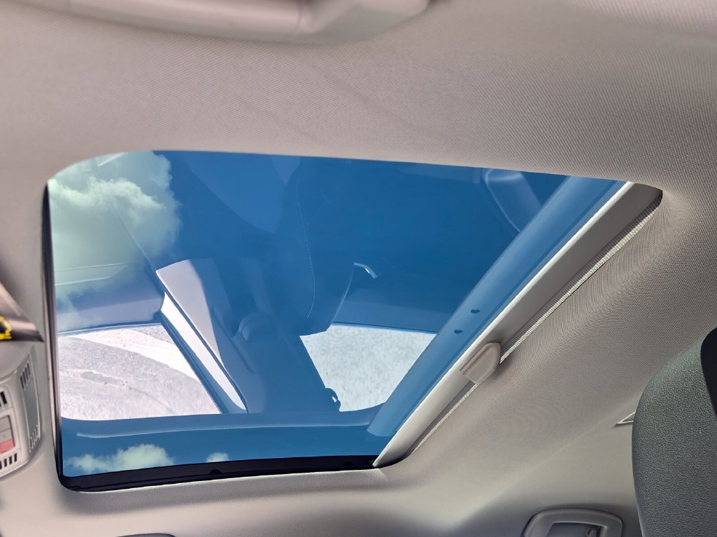 New 2027 Volkswagen Jetta SE FWD image 9