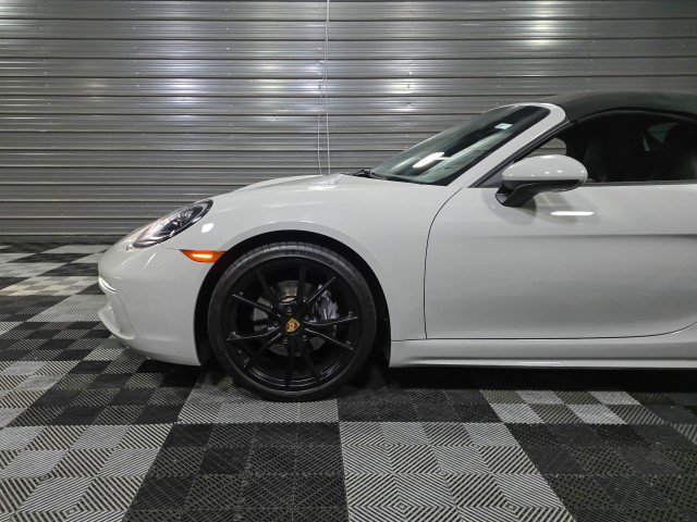 Used 2023 Porsche 718 Boxster RWD image 33