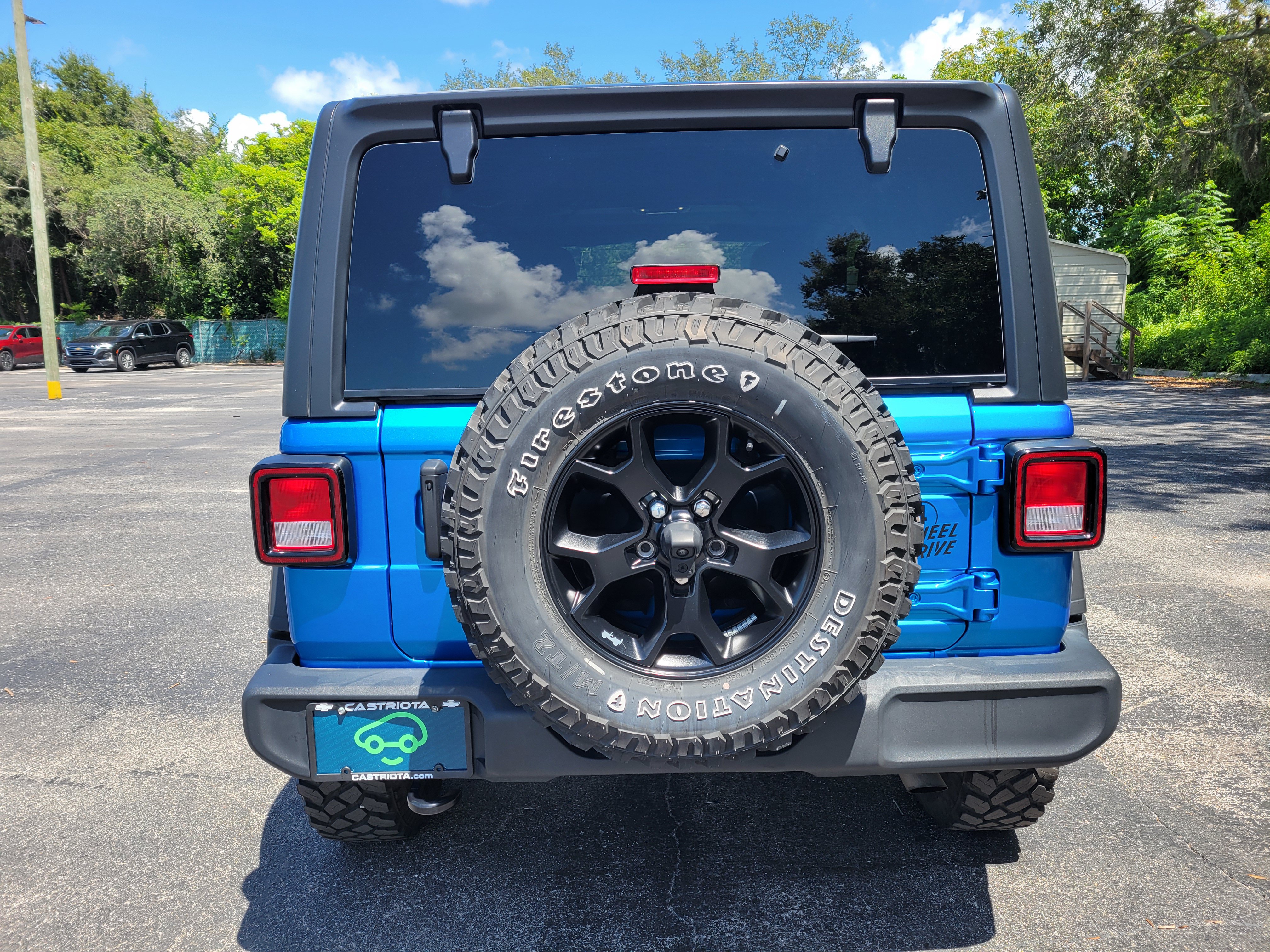 Used 2022 Jeep Wrangler Sport AWD/4WD image 6