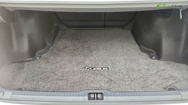 Used 2025 Lexus IS 350 F Sport w/ Navigation Package RWD image 15