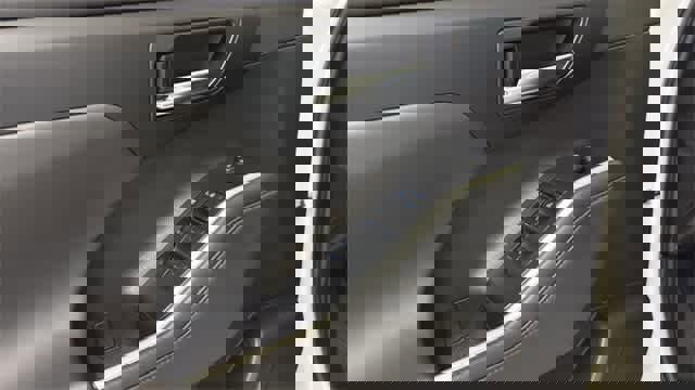 Used 2022 Toyota Highlander XLE image 14