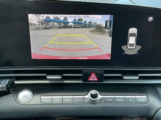 Used 2021 Hyundai Elantra Limited FWD image 12