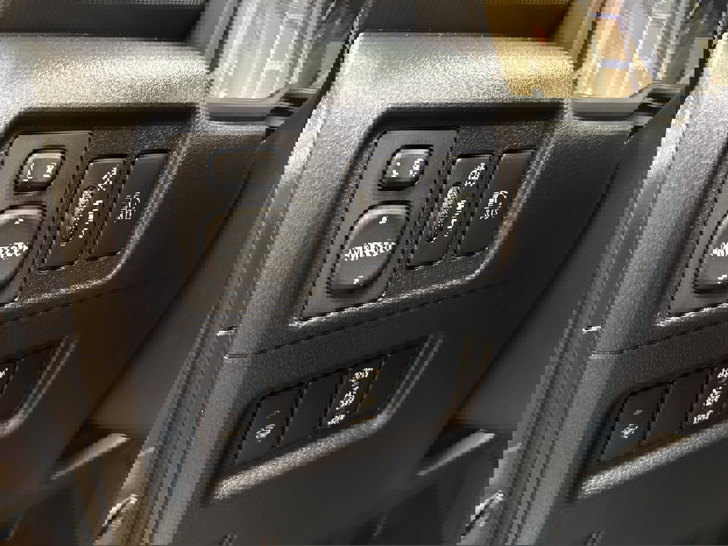 Used 2020 Toyota 4Runner Venture w/ Moonroof Package AWD/4WD image 41