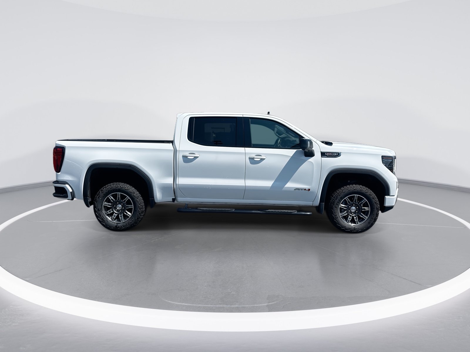 Used 2025 GMC Sierra 1500 AT4 AWD/4WD image 10