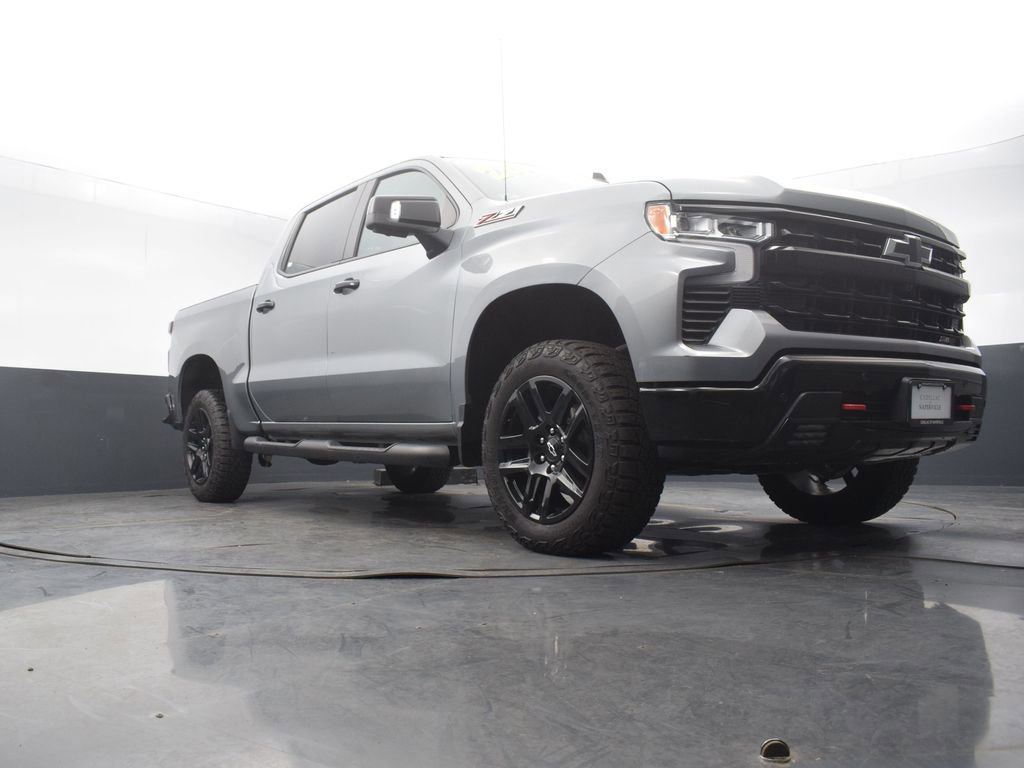 Used 2024 Chevrolet Silverado 1500 LT Trail Boss w/ Convenience Package II AWD/4WD image 43