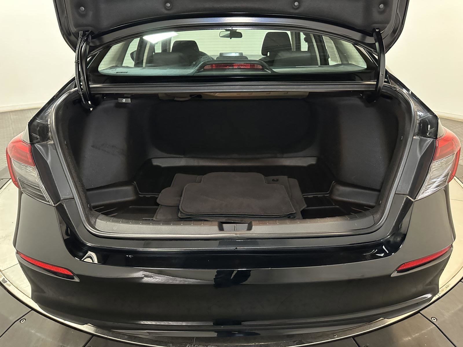 Used 2023 Honda Civic LX image 32