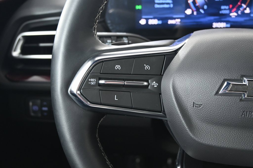 Used 2024 Chevrolet Traverse Z71 image 35