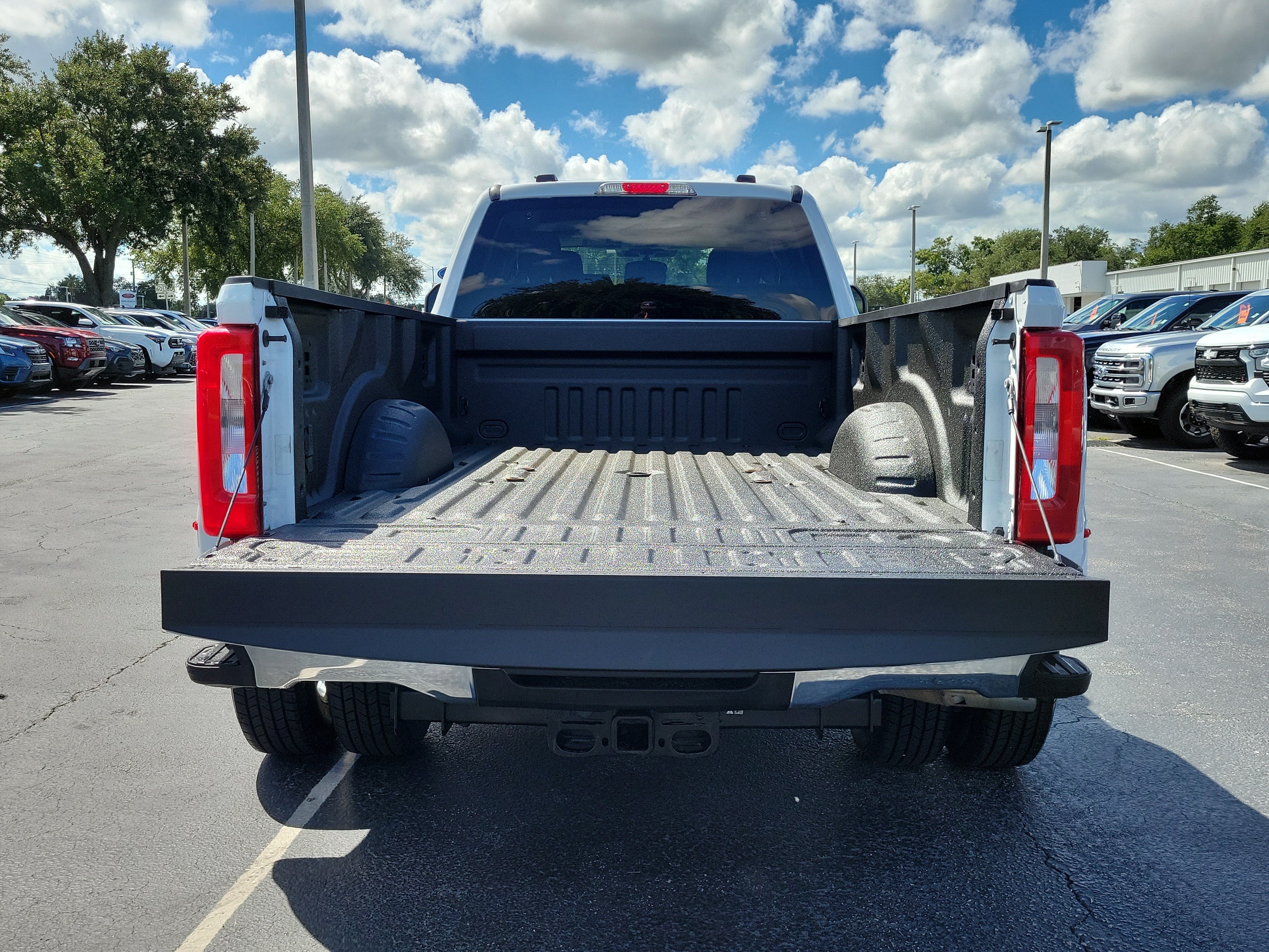 Certified 2024 Ford F350 XLT AWD/4WD image 9