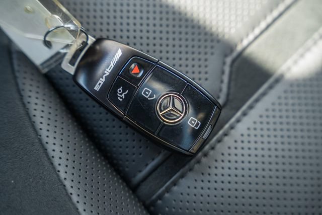 Used 2024 Mercedes-Benz GLE 53 AMG 4MATIC Coupe image 40