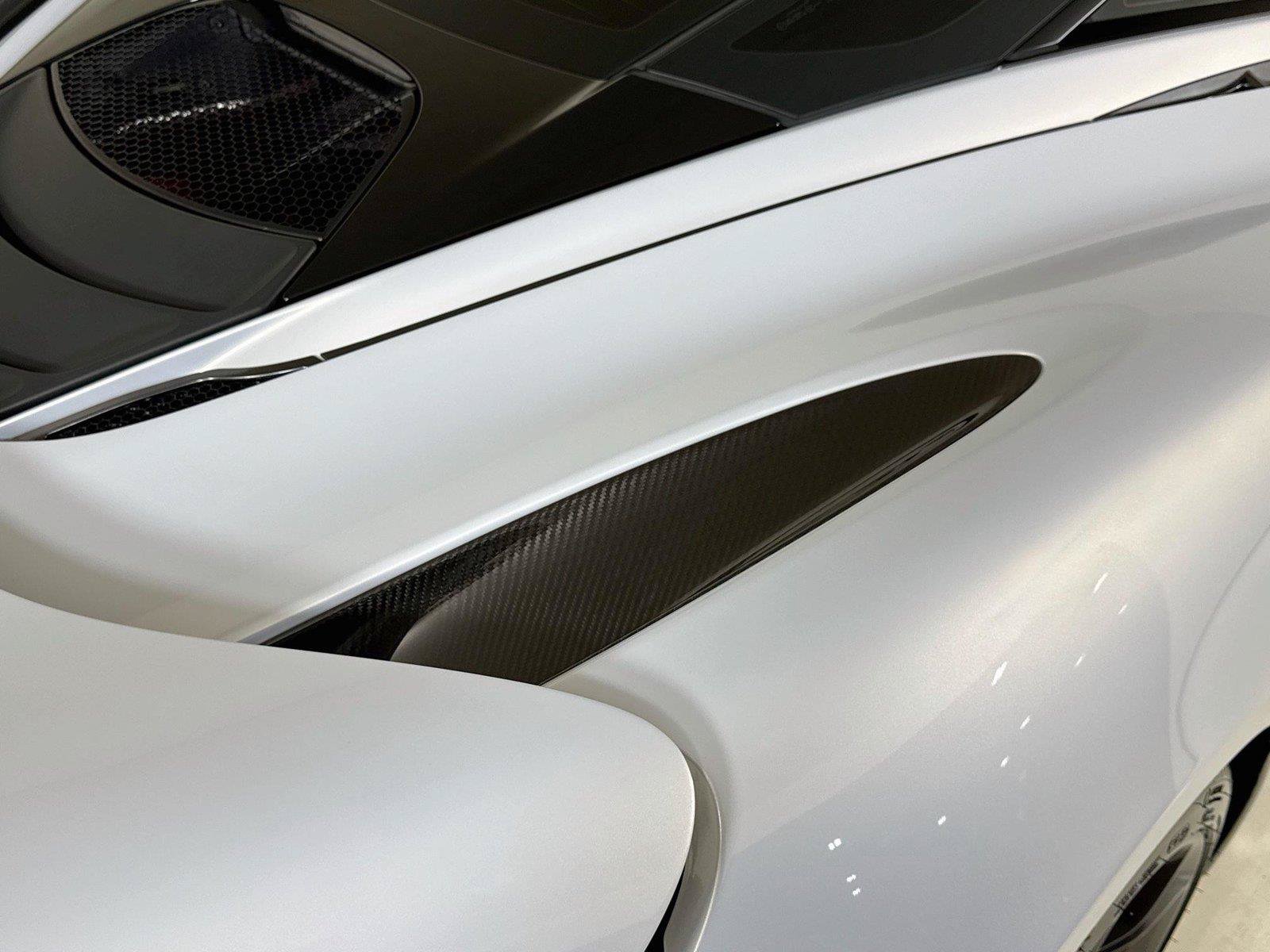 Used 2018 McLaren 720S Performance RWD image 29