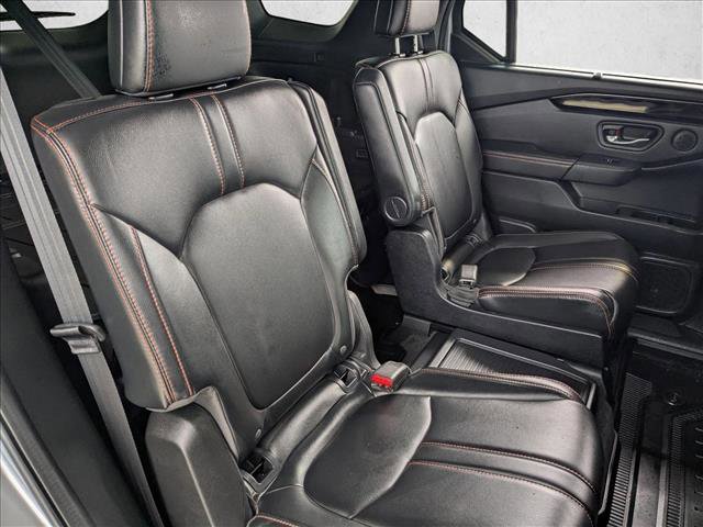 Used 2023 Honda Pilot TrailSport image 23