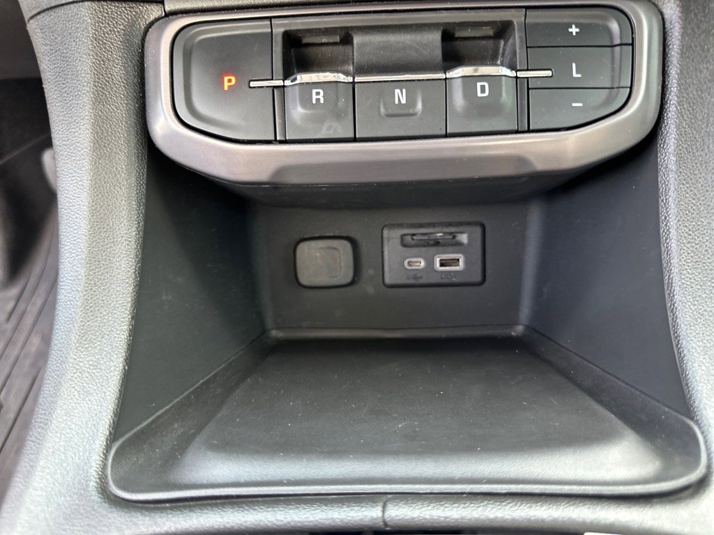 Used 2023 GMC Acadia AT4 image 15