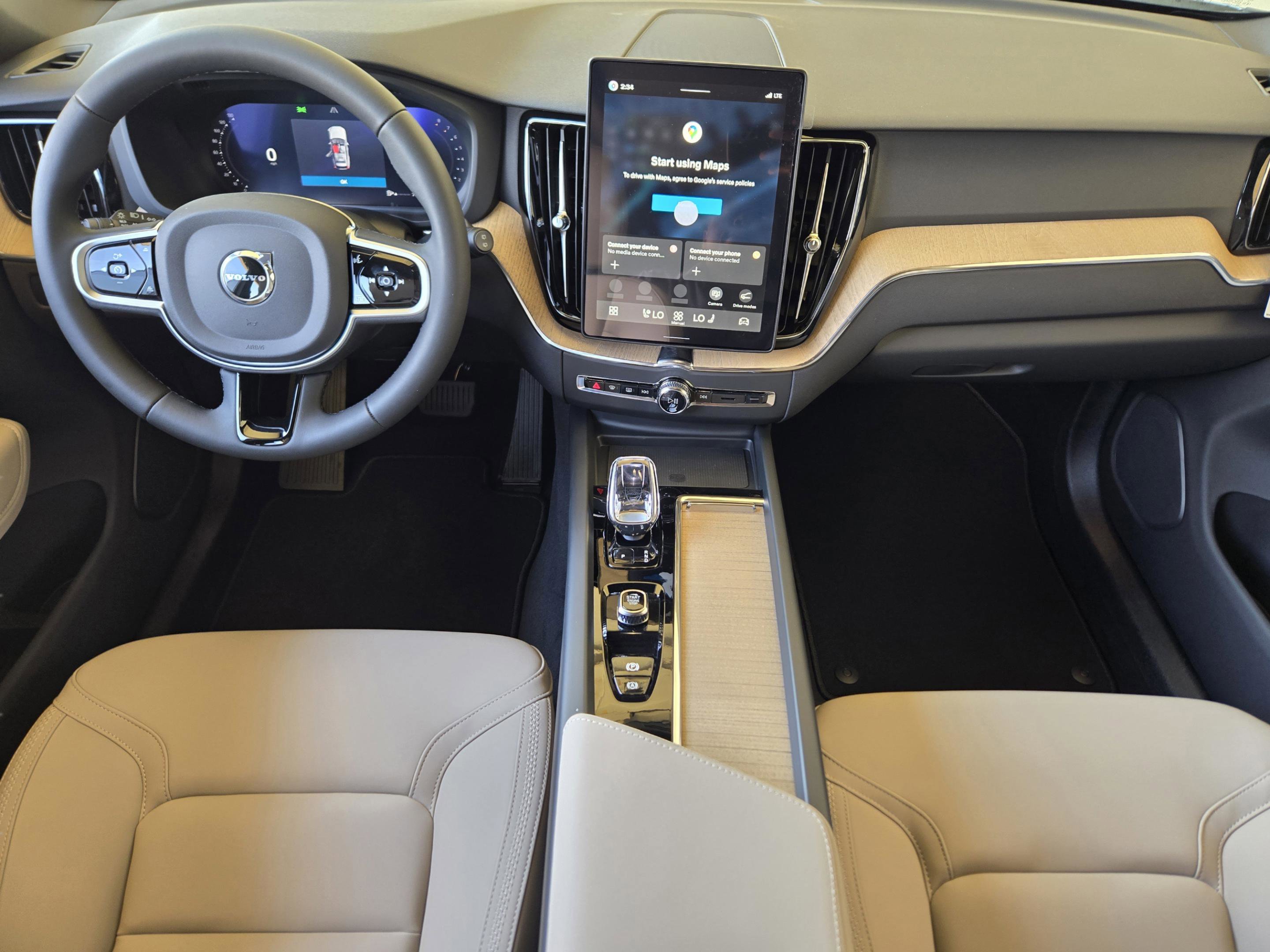 New 2026 Volvo XC60 B5 Plus w/ Protection Package Premier image 29