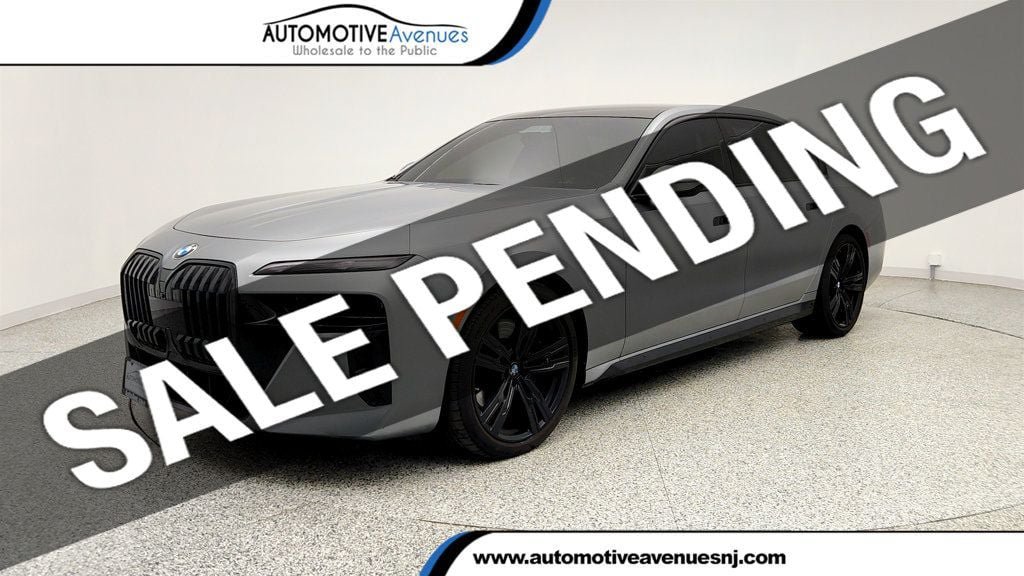 Used 2023 BMW 760i xDrive w/ Executive Package AWD/4WD image 1