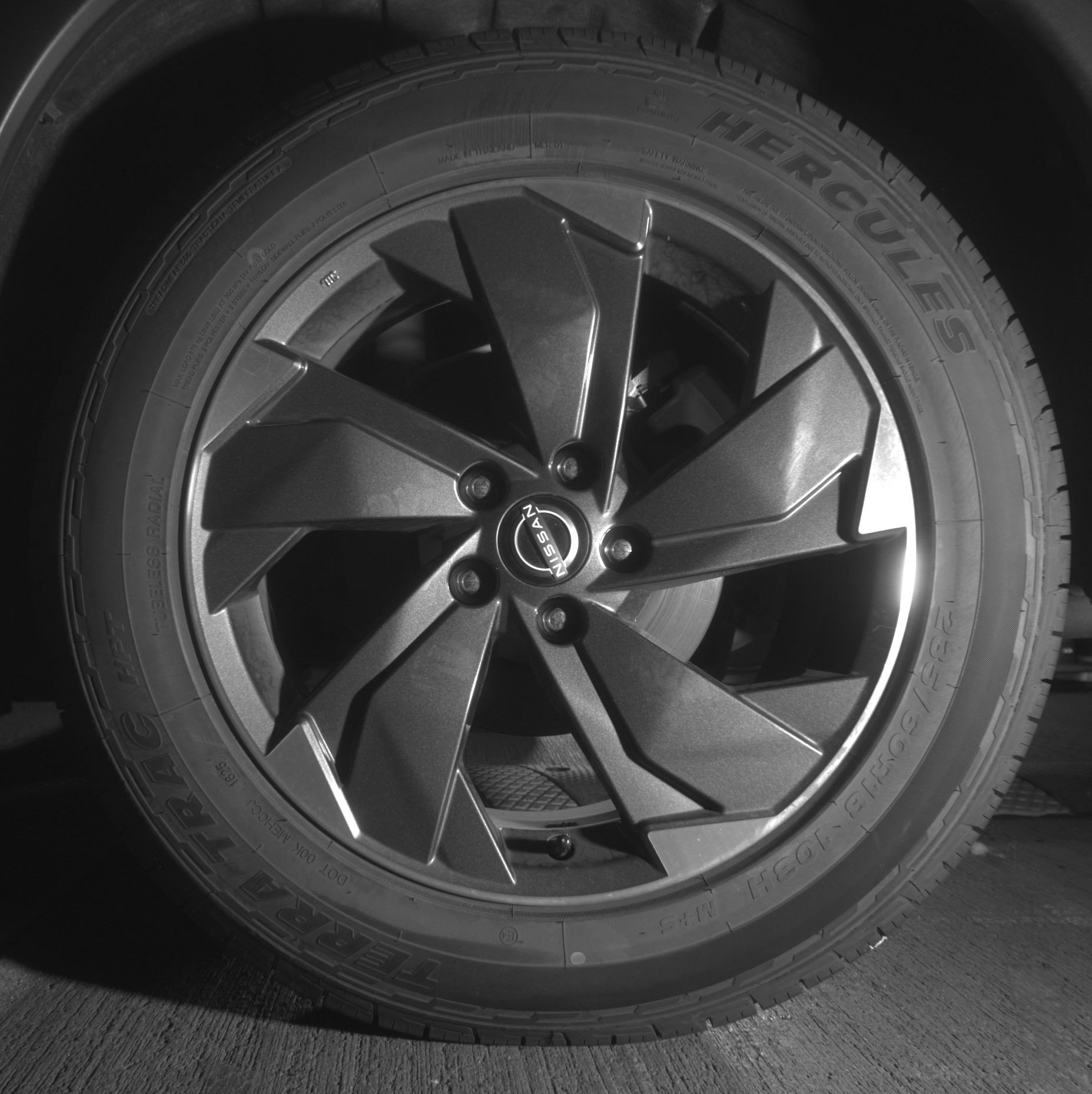 Used 2025 Nissan Rogue SV AWD/4WD image 14