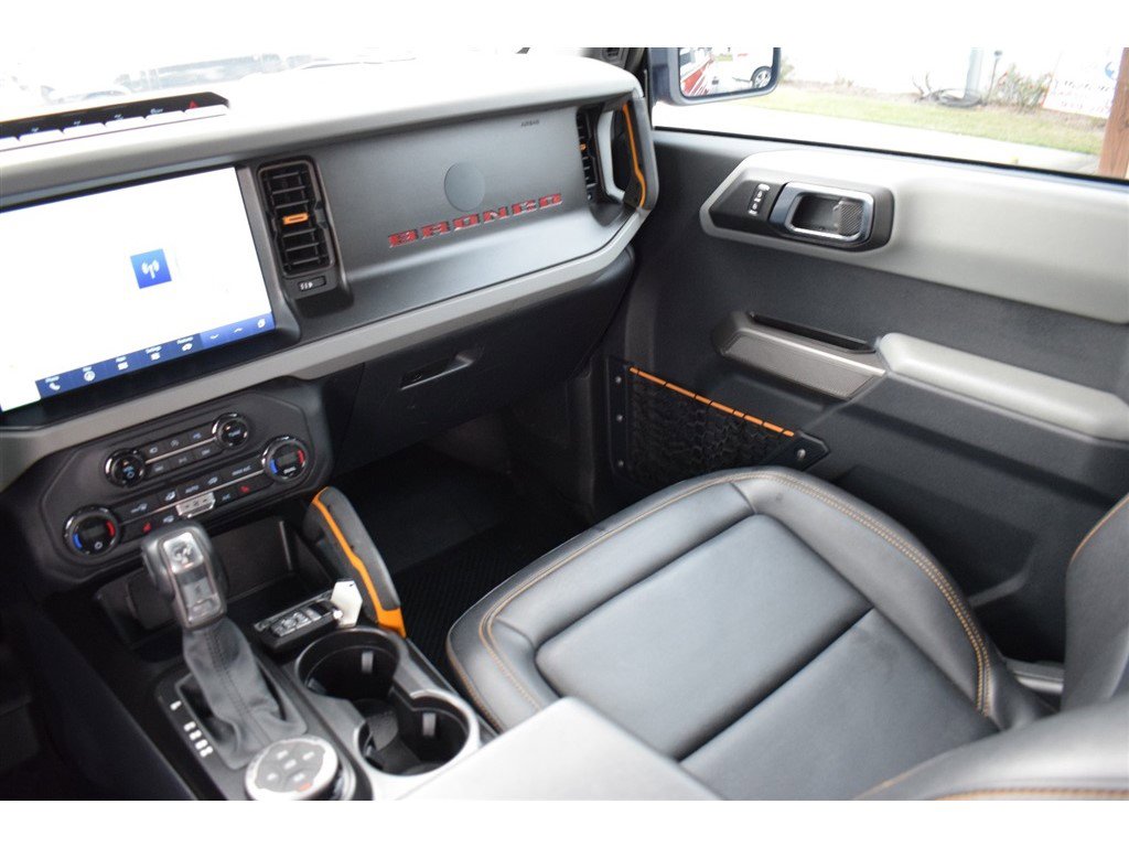 Used 2021 Ford Bronco Badlands image 28