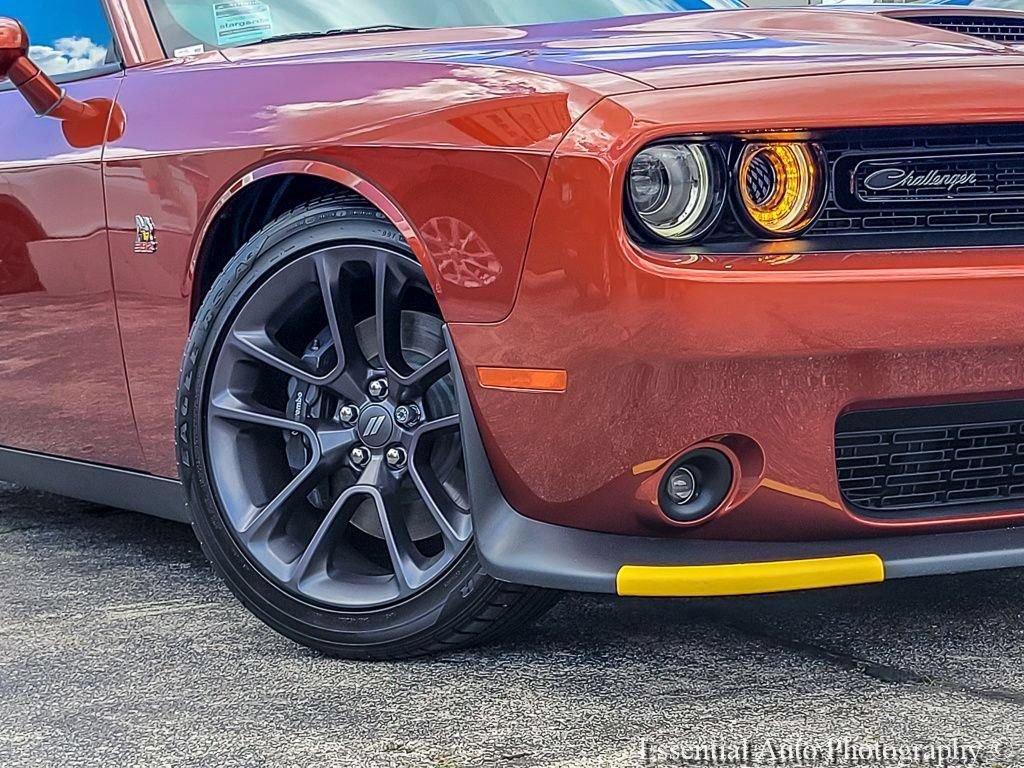 Certified 2023 Dodge Challenger R/T Scat Pack RWD image 5