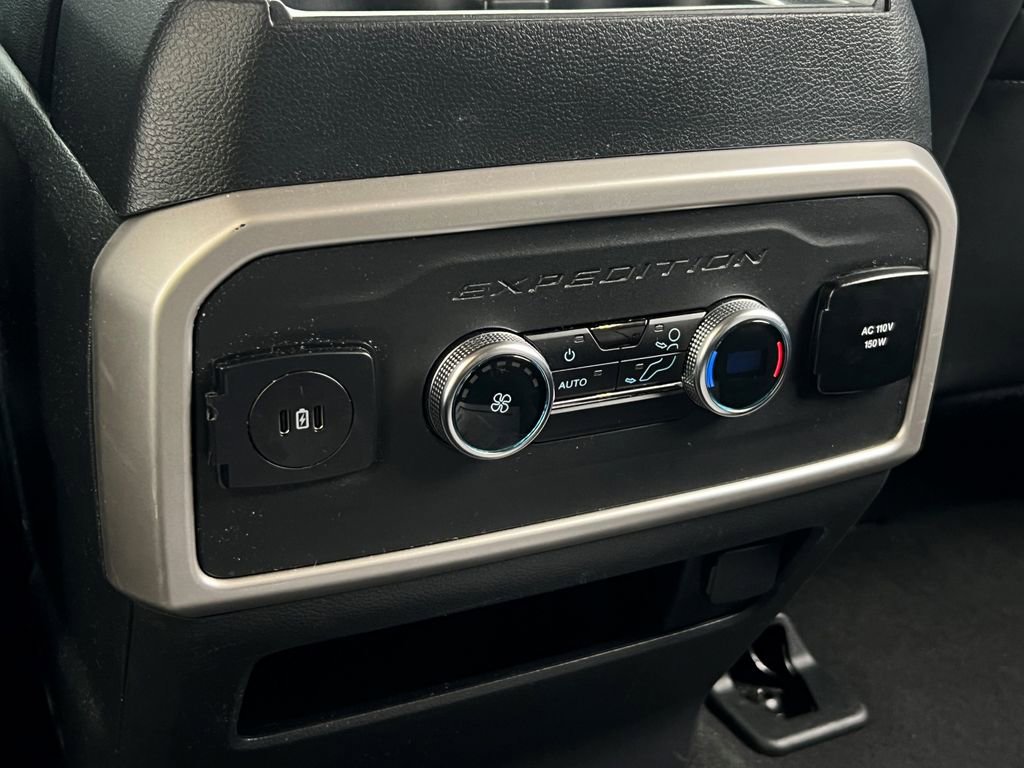 Used 2024 Ford Expedition Max XLT image 23
