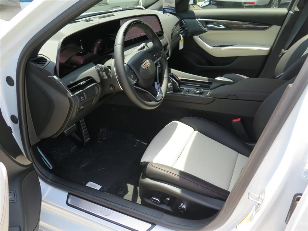 New 2026 Cadillac CT5 Sport w/ Technology Package RWD image 11