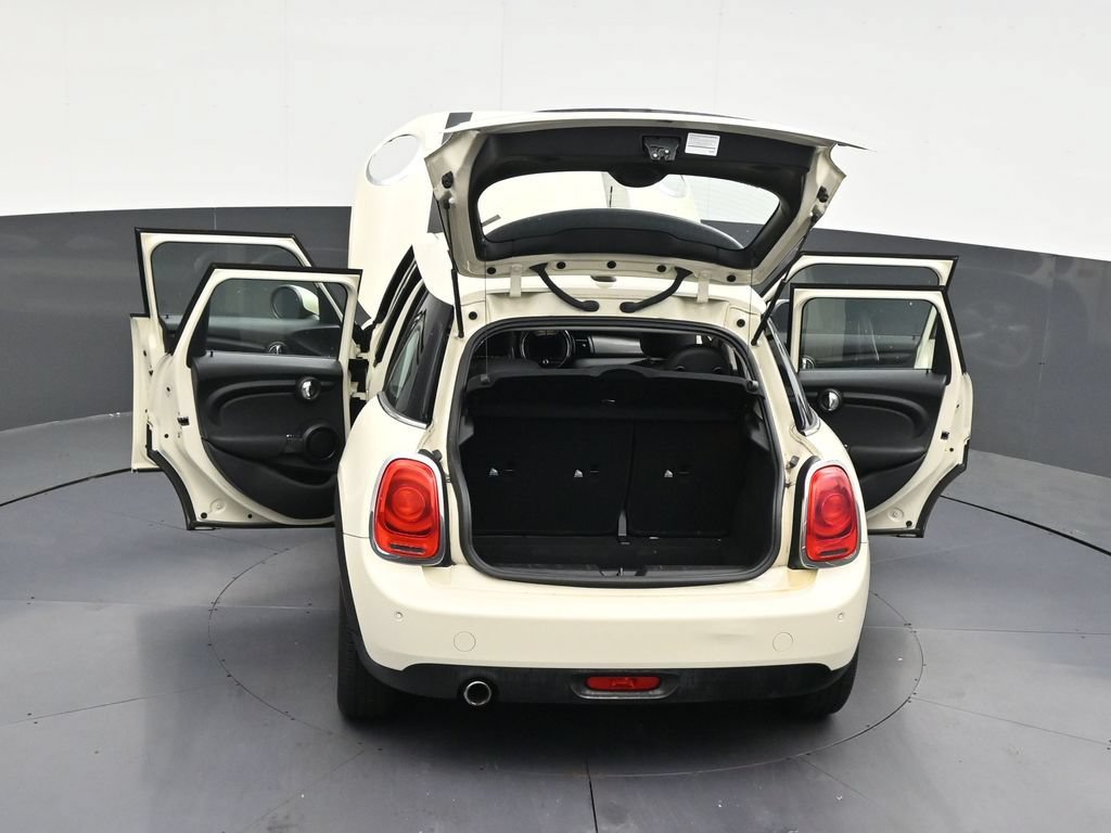 Used 2019 MINI Cooper 4-Door Hardtop w/ Signature Upholstery Package FWD image 36