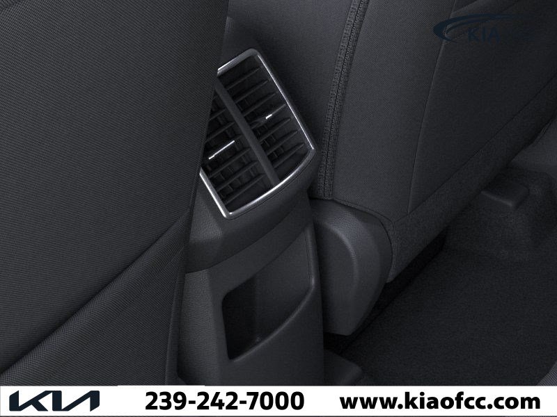 New 2025 Kia Sportage LX image 26