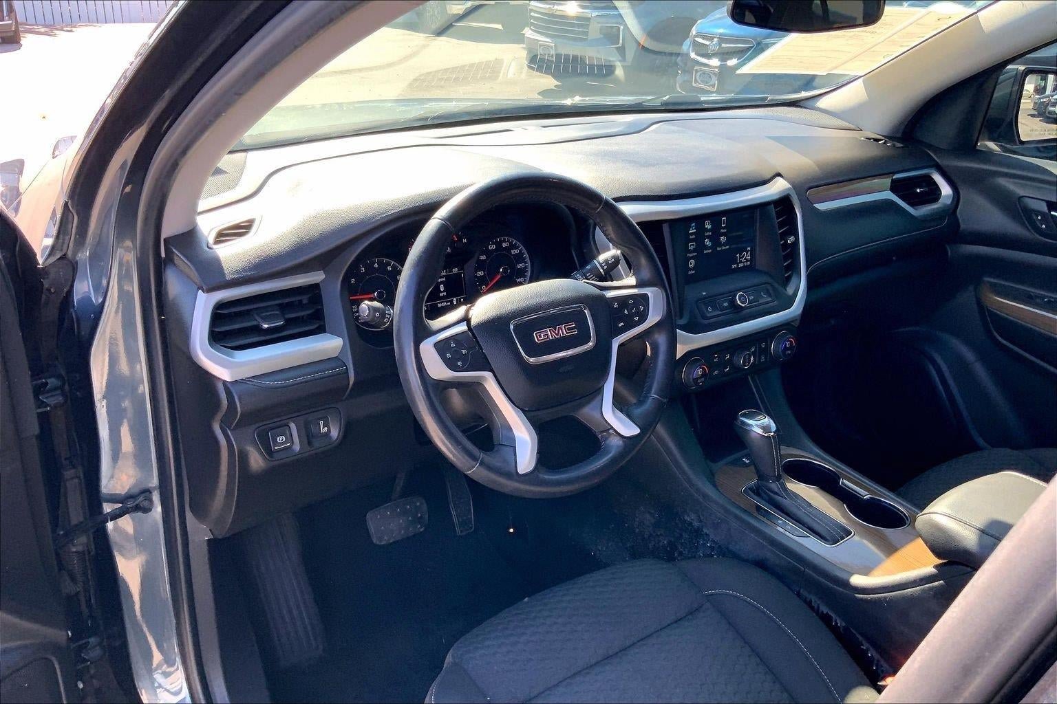 Used 2019 GMC Acadia SLE w/ LPO, Floor Liner Package FWD image 12