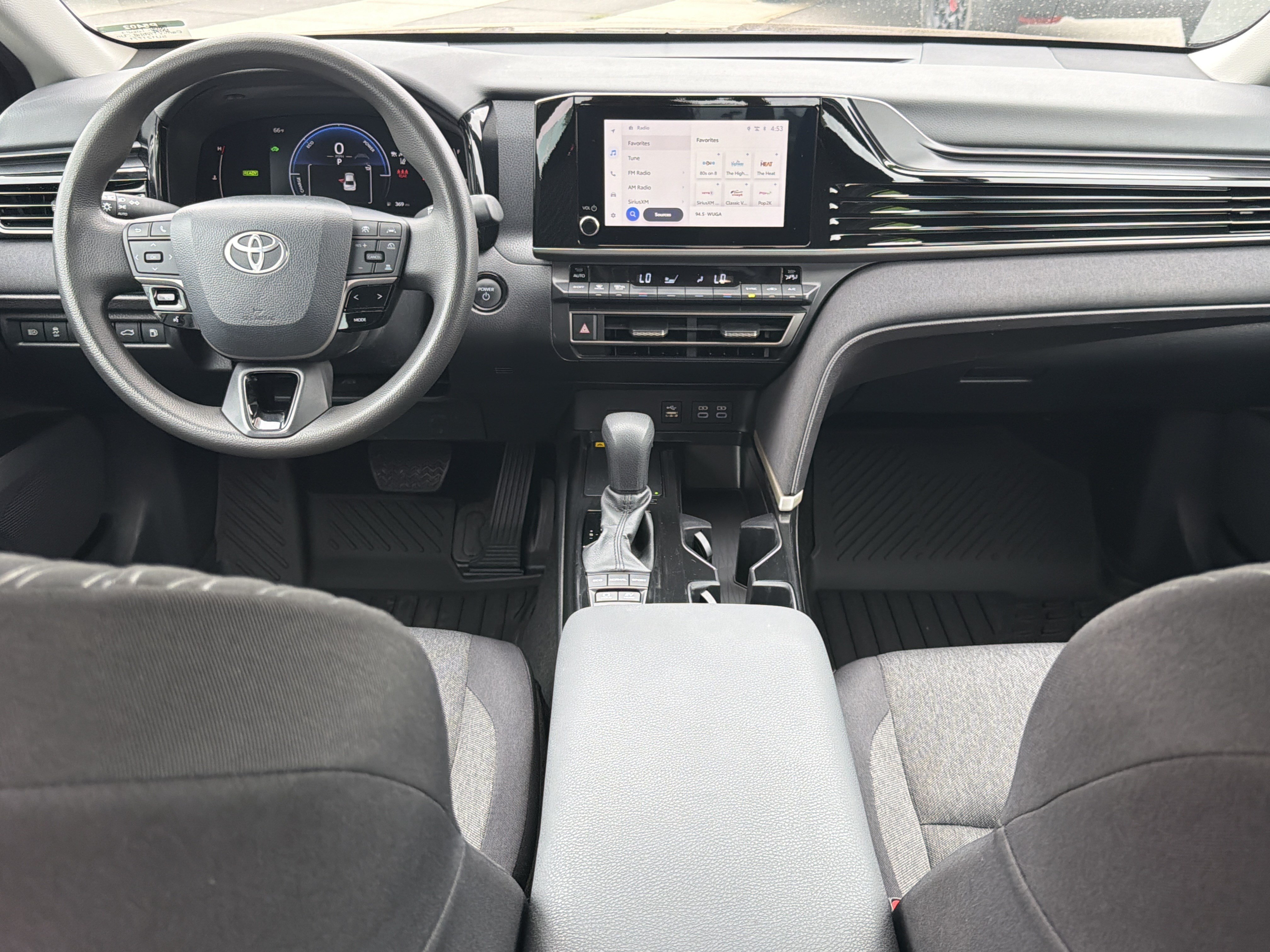 Certified 2025 Toyota Camry LE FWD image 4