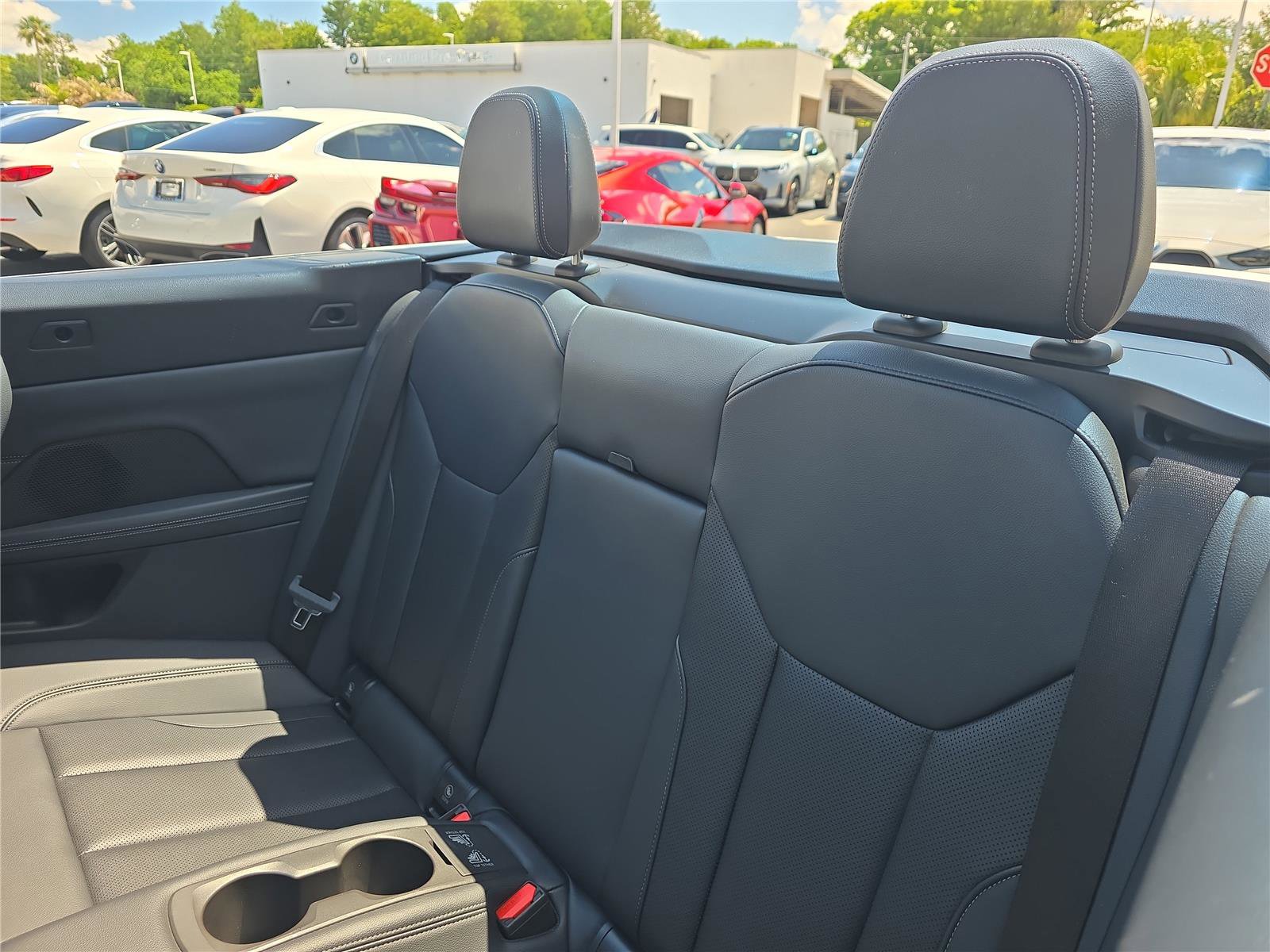 Used 2025 BMW 430i Convertible RWD image 8