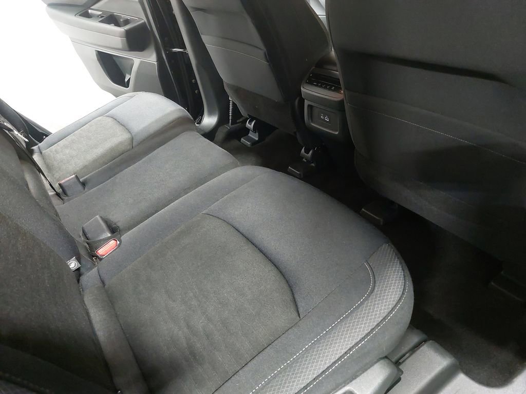 Used 2024 Nissan Pathfinder SV w/ Cargo Package image 11