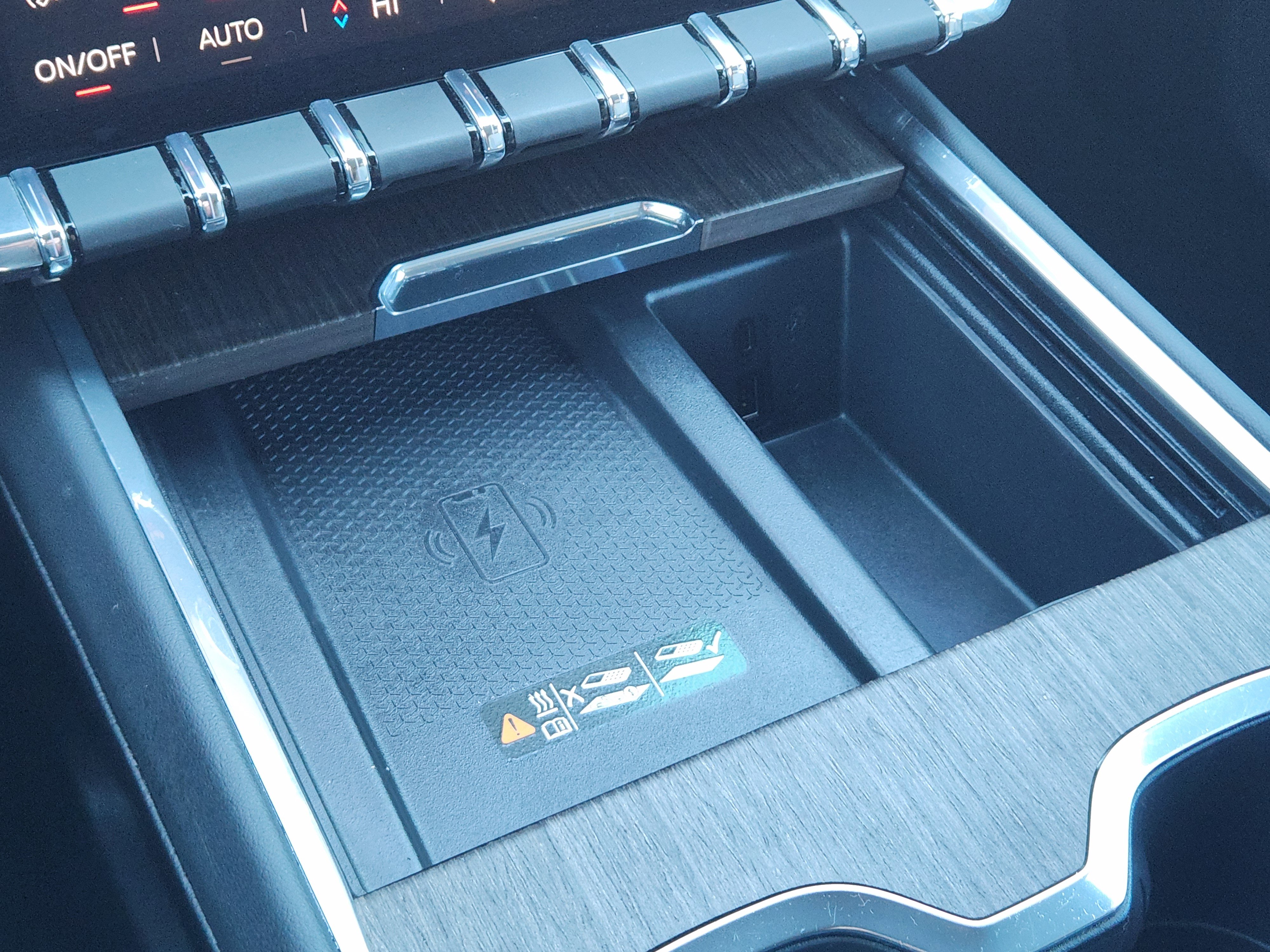 Used 2024 GMC Acadia Denali w/ Super Cruise Package image 22