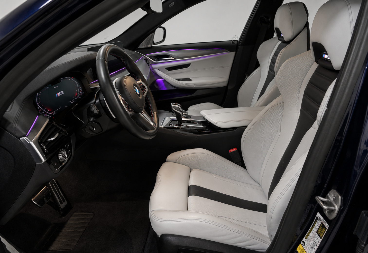 Used 2023 BMW M5 w/ Executive Package AWD/4WD image 2